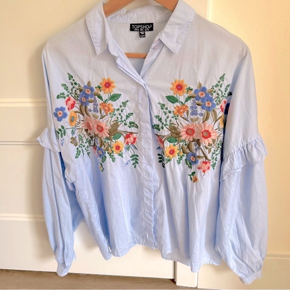 Topshop Tops - TopShop oversized Embroidered Floral Shirt